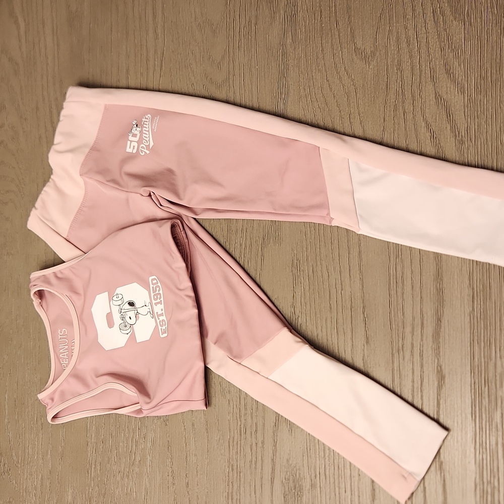 Zara girls snoopy workout leggings and croptop